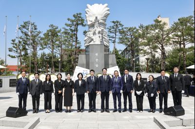 제71회 현충일 추념식 20260606 제71회 현충일 추념식_63_resize.jpg