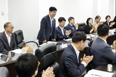 화성시의원 당선인 격려 방문 20260611 화성시의원 당선인 격려 방문_13.jpg